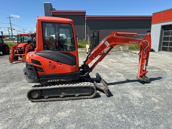 Mini-excavatrice Kubota KX71-3GLS