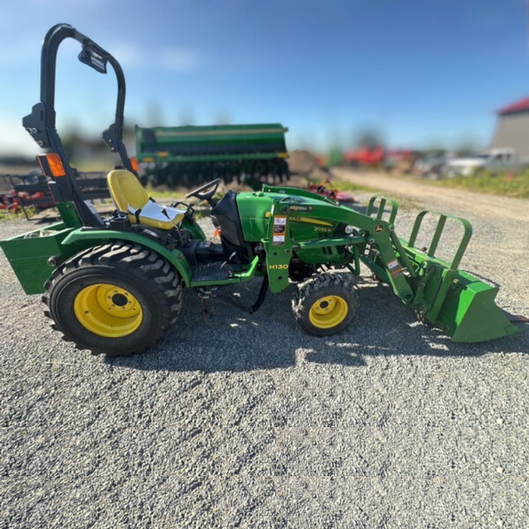 Tracteur John Deere 2032R